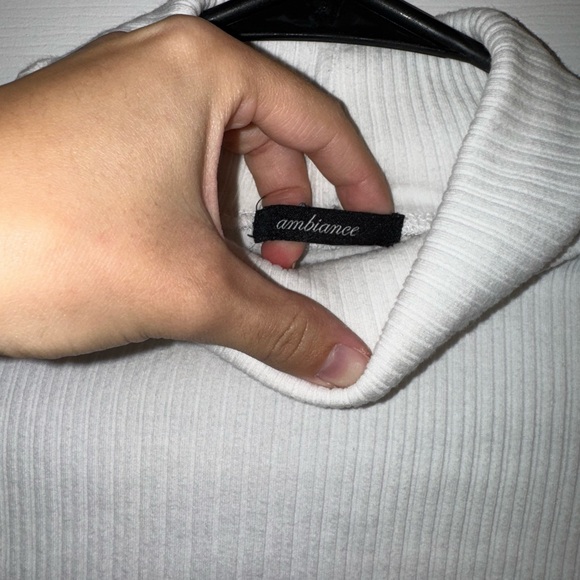 Ambiance Ribbed White Top - Picture 3 of 3